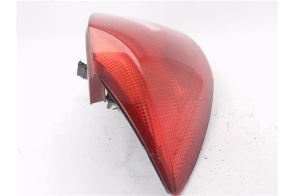 Recambio de piloto trasero izquierdo para skoda fabia (5j2) 1.4 tdi referencia OEM IAM 5J6945111Z  