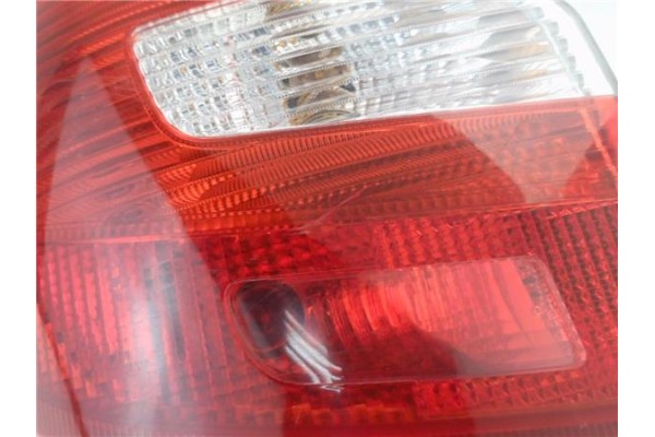 Recambio de piloto trasero izquierdo para skoda fabia (5j2) 1.4 tdi referencia OEM IAM 5J6945111Z  