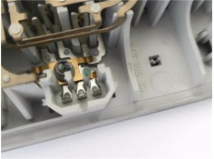 Recambio de luz delantero central techo para skoda fabia (5j2) 1.4 tdi referencia OEM IAM 3B0947105C  