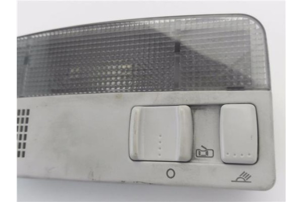 Recambio de luz delantero central techo para skoda fabia (5j2) 1.4 tdi referencia OEM IAM 3B0947105C  