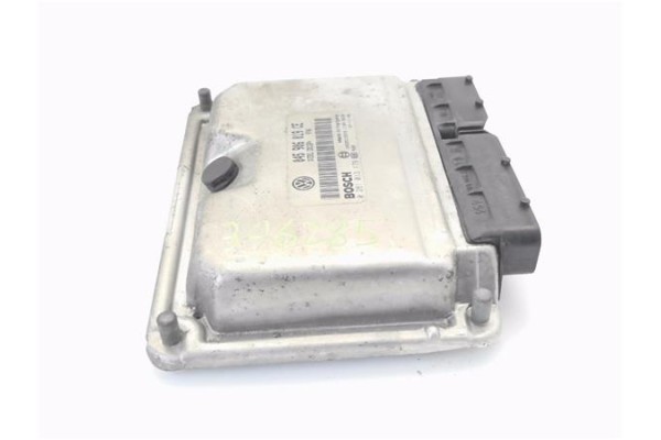 Recambio de centralita para skoda fabia (5j2) 1.4 tdi referencia OEM IAM 045906019CE 0281013179 