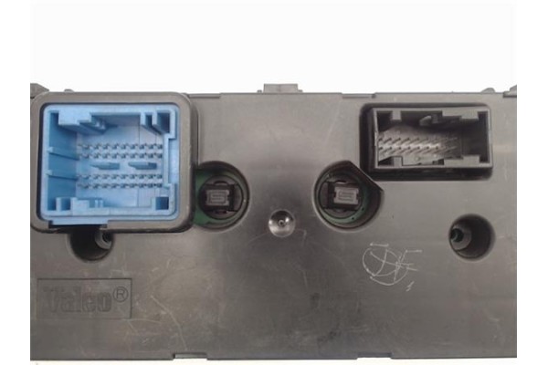 Recambio de mandos climatizador para peugeot 207 referencia OEM IAM 96497866XT/0707032A 69710001 