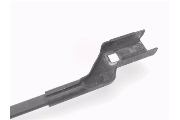 Recambio de brazo limpiaparabrisas delantero derecho para skoda fabia (5j2) 1.4 tdi referencia OEM IAM 5J1955410B  