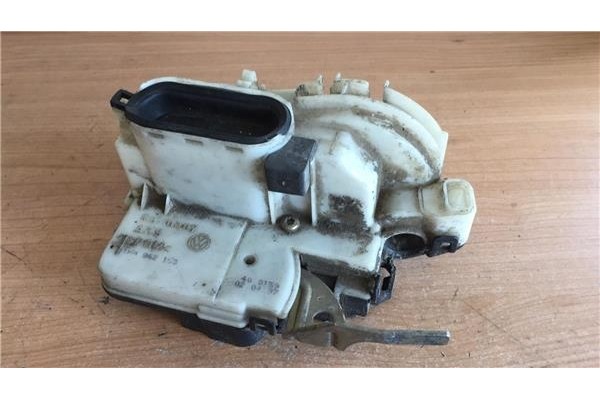 Recambio de cierre electromagnetico delantero izquierdo para seat cordoba berlina (6k2) 1.4 clx referencia OEM IAM 1HM862153  