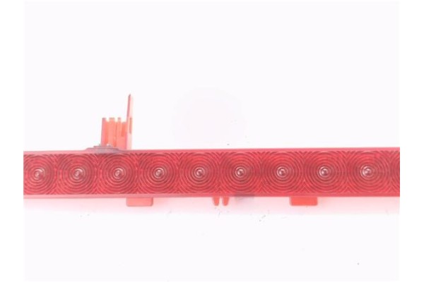 Recambio de luz central de freno para skoda fabia (5j2) 1.4 tdi referencia OEM IAM   