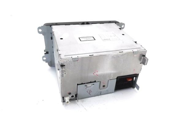Recambio de autoradio para skoda fabia (5j2) 1.4 tdi referencia OEM IAM 5J0035161  