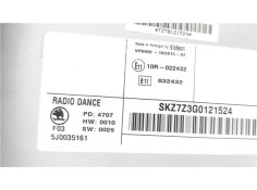 Recambio de autoradio para skoda fabia (5j2) 1.4 tdi referencia OEM IAM 5J0035161  