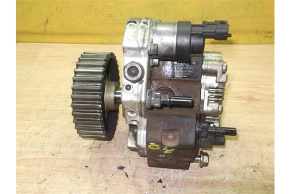 Recambio de bomba inyectora para renault scenic ii (jm) 1.9 dci (jm15) referencia OEM IAM 8200108225 0445010075 