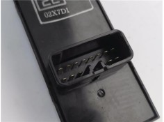 Recambio de mando elevalunas delantero izquierdo para mitsubishi outlander (cw0) 2.0 di-d intense referencia OEM IAM 8608A060 C8
