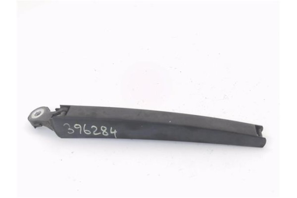Recambio de brazo limpiaparabrisas trasero para skoda fabia (5j2) 1.4 tdi referencia OEM IAM 6Q6955707B  