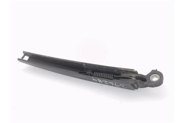 Recambio de brazo limpiaparabrisas trasero para skoda fabia (5j2) 1.4 tdi referencia OEM IAM 6Q6955707B  