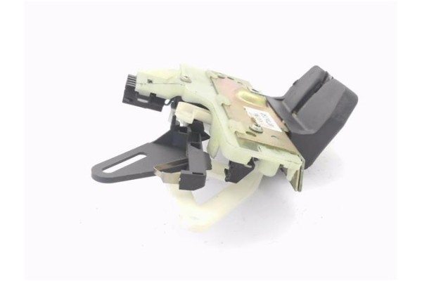 Recambio de cerradura porton para volvo xc70 2.4 d5 awd kinetic (136kw) referencia OEM IAM 30716331  