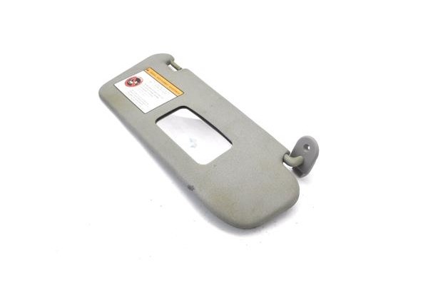 Recambio de parasol derecho para chevrolet kalos 1.4 se referencia OEM IAM 96537730  