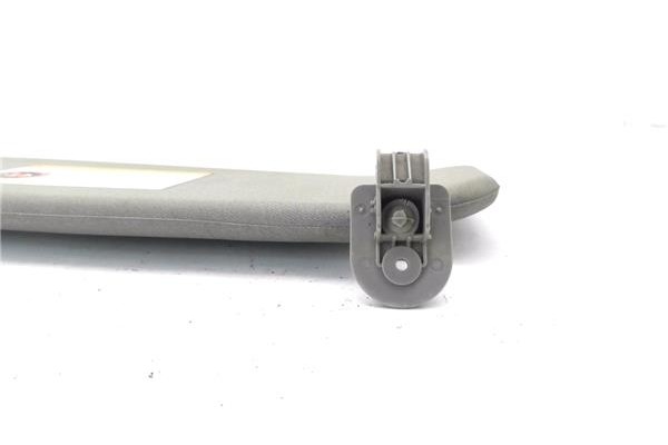 Recambio de parasol derecho para chevrolet kalos 1.4 se referencia OEM IAM 96537730  