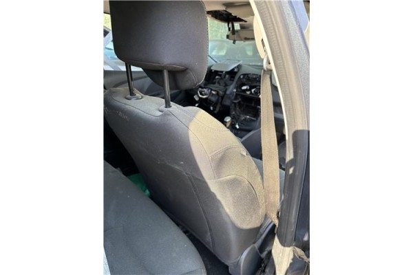 Recambio de asiento delantero derecho para renault clio iv 0.9 limited referencia OEM IAM   