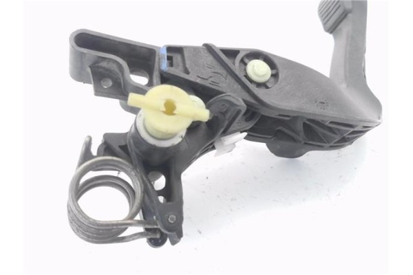 Recambio de pedal embrague para fiat punto / grande punto (199) 1.4 referencia OEM IAM 77364977  