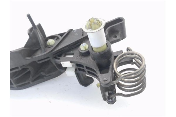 Recambio de pedal embrague para fiat punto / grande punto (199) 1.4 referencia OEM IAM 77364977  