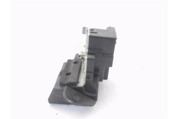 Recambio de cierre electromagnetico porton para kia ceed sportswagon (ed) 2.0 emotion referencia OEM IAM 812301H000  
