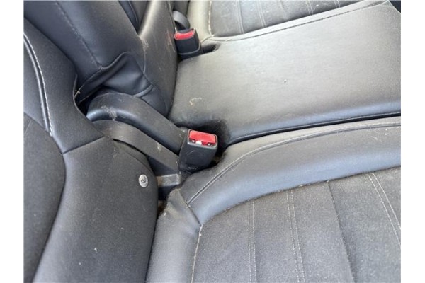 Recambio de anclaje cinturon trasero izquierdo para mitsubishi outlander (gf0/gg0) 2.0 phev kaiteki 4wd (gg2w) referencia OEM IA