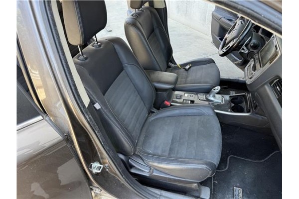 Recambio de asiento delantero derecho para mitsubishi outlander (gf0/gg0) 2.0 phev kaiteki 4wd (gg2w) referencia OEM IAM 6901D03