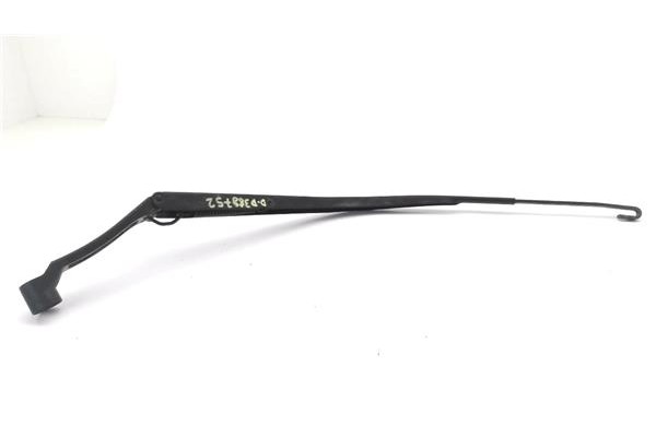 Recambio de brazo limpiaparabrisas delantero derecho para mitsubishi outlander (cw0) 2.0 di-d intense referencia OEM IAM 7350  