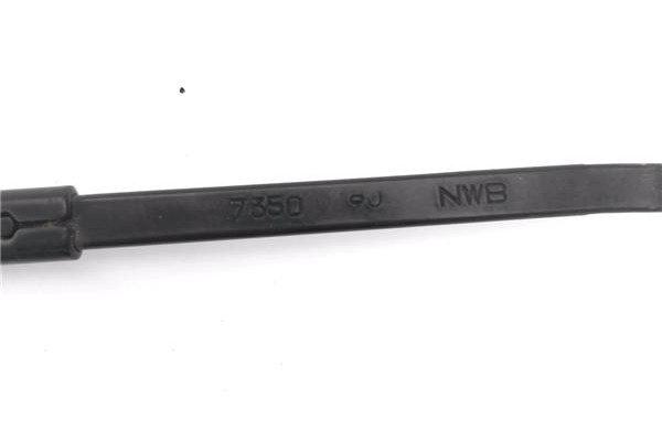Recambio de brazo limpiaparabrisas delantero derecho para mitsubishi outlander (cw0) 2.0 di-d intense referencia OEM IAM 7350  