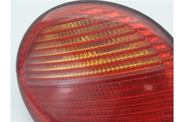 Recambio de piloto trasero izquierdo para volkswagen new beetle berlina (9c1/1c1) 1.6 referencia OEM IAM 1C0945171D  