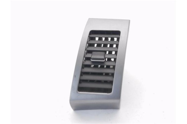 Recambio de rejilla entrada de aire para mitsubishi outlander (cw0) 2.0 di-d intense referencia OEM IAM 8030A025ZZ  