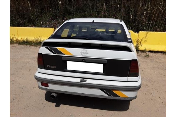 opel kadett e del año 1990