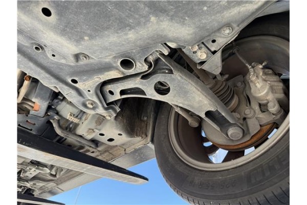 Recambio de brazo suspension delantero izquierdo para mitsubishi outlander (gf0/gg0) 2.0 phev kaiteki 4wd (gg2w) referencia OEM 