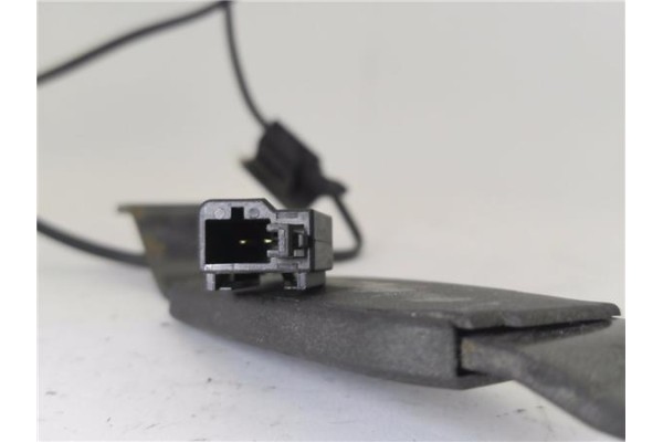 Recambio de anclaje cinturon delantero izquierdo para seat ibiza berlina (6j5) 1.4 reference referencia OEM IAM 6R0857755B  