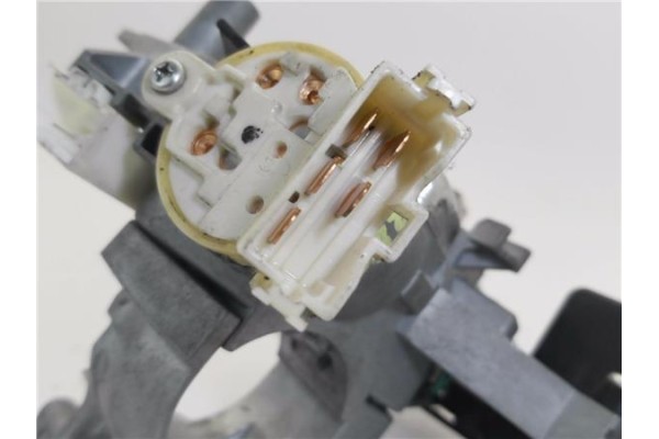 Recambio de clausor para mitsubishi outlander (cw0) 2.0 di-d intense referencia OEM IAM MN141356  