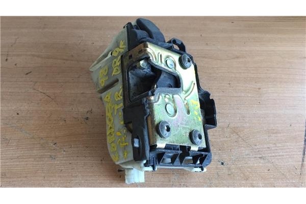 Recambio de cierre electromagnetico trasero derecho para seat cordoba berlina (6k2) 1.4 clx referencia OEM IAM   