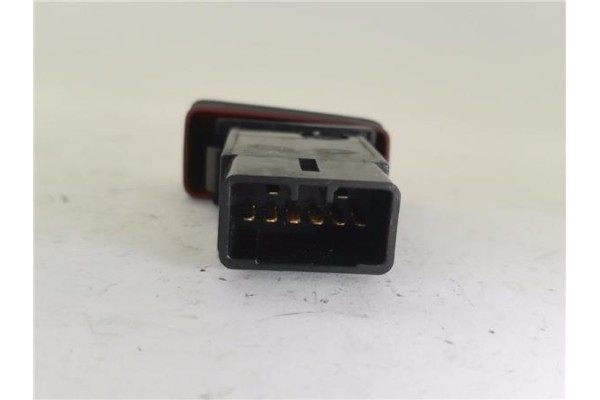 Recambio de interruptor luces emergencia para kia sportage (km) 2.0 crdi referencia OEM IAM 864W0140  