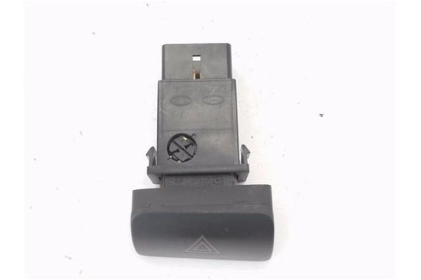 Recambio de interruptor luces emergencia para kia sportage (km) 2.0 crdi referencia OEM IAM 864W0140  