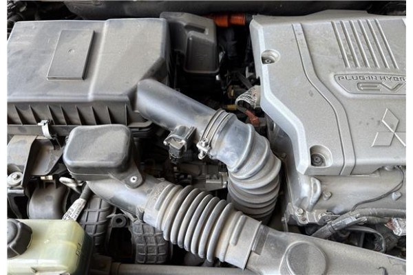 Recambio de colector escape para mitsubishi outlander (gf0/gg0) 2.0 phev kaiteki 4wd (gg2w) referencia OEM IAM 1555A718  