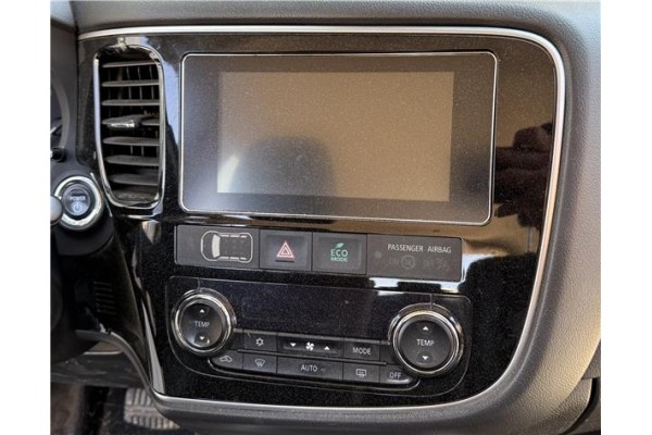Recambio de consola para mitsubishi outlander (gf0/gg0) 2.0 phev kaiteki 4wd (gg2w) referencia OEM IAM 8002B297XA  