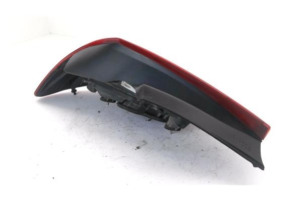 Recambio de piloto trasero derecho para opel corsa d 1.2 referencia OEM IAM 13269051 89318821 