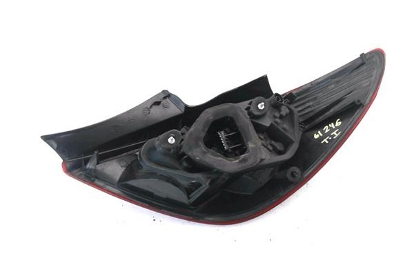 Recambio de piloto trasero izquierdo para opel corsa d 1.2 referencia OEM IAM 084421954LB  