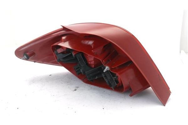 Recambio de piloto trasero derecho para peugeot 307 (3a/c) 2.0 hdi 90 referencia OEM IAM 085501940R  