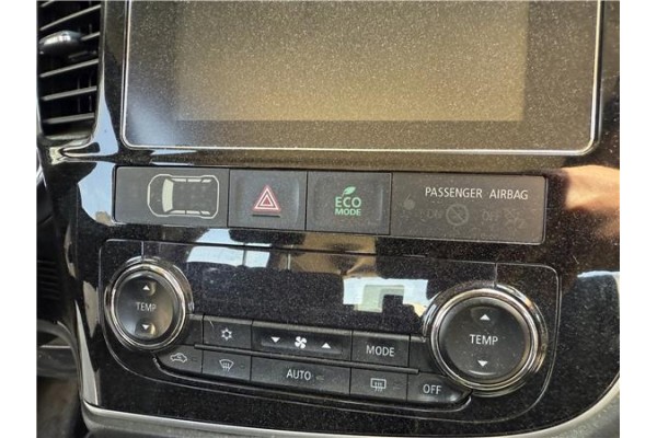 Recambio de interruptor luces emergencia para mitsubishi outlander (gf0/gg0) 2.0 phev kaiteki 4wd (gg2w) referencia OEM IAM 8002