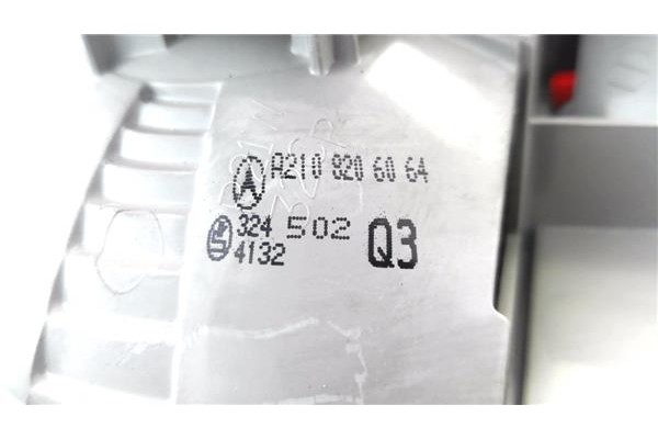 Recambio de piloto porton trasero derecho para mercedes-benz clase e (bm 210) berlina 2.7 270 cdi (210.016) referencia OEM IAM A