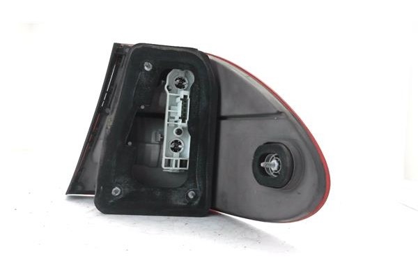 Recambio de piloto trasero izquierdo para mercedes-benz clase e (bm 211) berlina 3.0 e 280 cdi (211.020) referencia OEM IAM A211