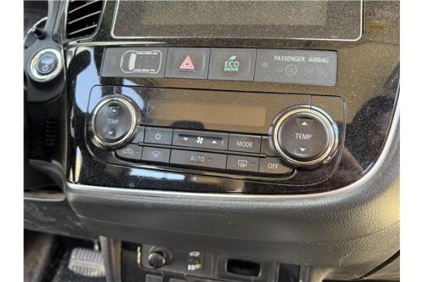 Recambio de mandos climatizador para mitsubishi outlander (gf0/gg0) 2.0 phev kaiteki 4wd (gg2w) referencia OEM IAM 7820B062XA  