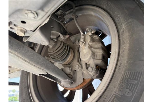 Recambio de mangueta delantero izquierda para mitsubishi outlander (gf0/gg0) 2.0 phev kaiteki 4wd (gg2w) referencia OEM IAM 3870