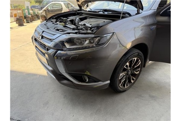 Recambio de paragolpes delantero para mitsubishi outlander (gf0/gg0) 2.0 phev kaiteki 4wd (gg2w) referencia OEM IAM 6400J469  