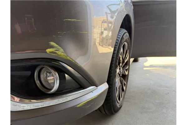 Recambio de paragolpes delantero para mitsubishi outlander (gf0/gg0) 2.0 phev kaiteki 4wd (gg2w) referencia OEM IAM 6400J469  