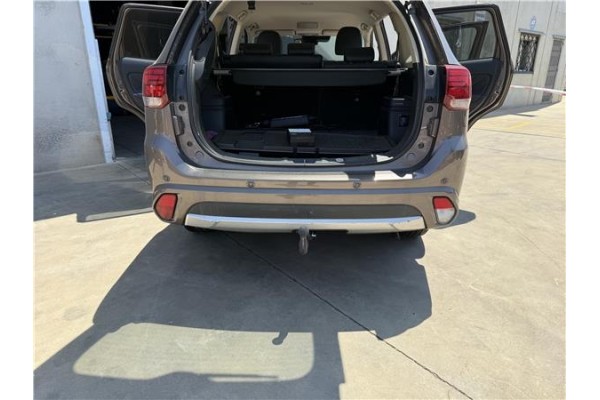 Recambio de paragolpes trasero para mitsubishi outlander (gf0/gg0) 2.0 phev kaiteki 4wd (gg2w) referencia OEM IAM 6410D250  