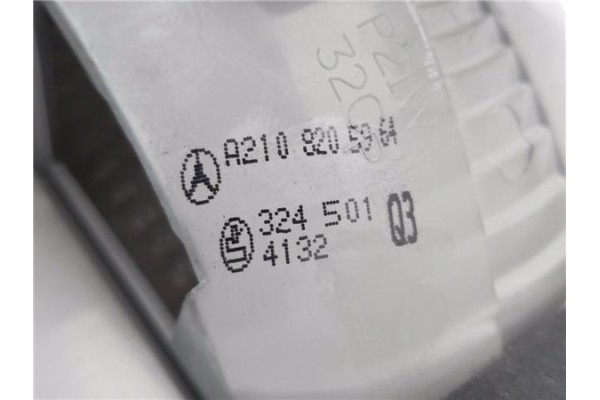 Recambio de piloto porton trasero izquierdo para mercedes-benz clase e (bm 210) berlina 2.7 270 cdi (210.016) referencia OEM IAM