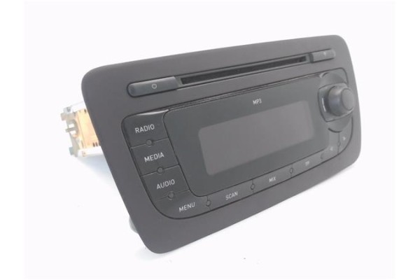 Recambio de autoradio para seat ibiza berlina (6j5) 1.4 reference referencia OEM IAM 6J1035153D  
